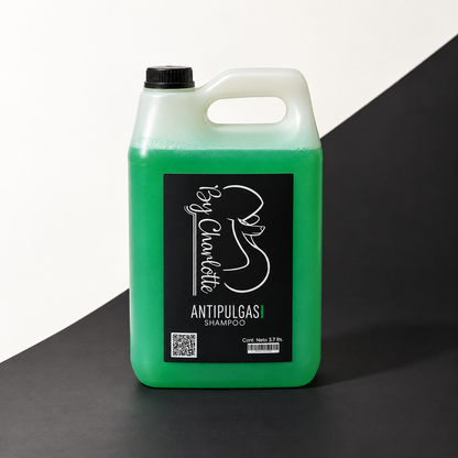 Shampoo Antipulgas By Charlotte 3.79 L