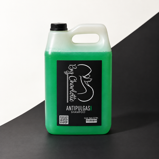 Shampoo Antipulgas By Charlotte 3.79 L